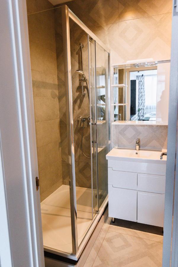 Royal Tower Luxurious Smart Residence  Kiev Extérieur photo